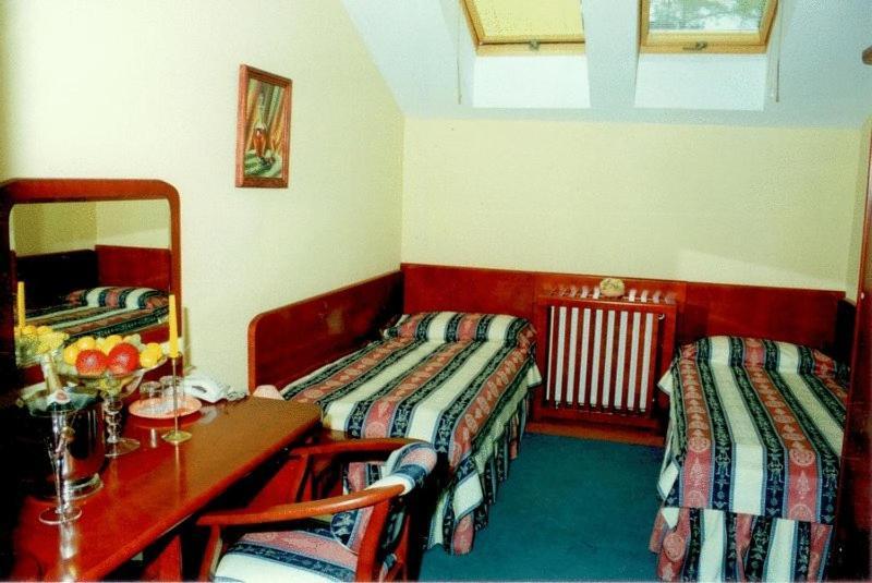 Hotel Rebajlo Piła Pokoj fotografie
