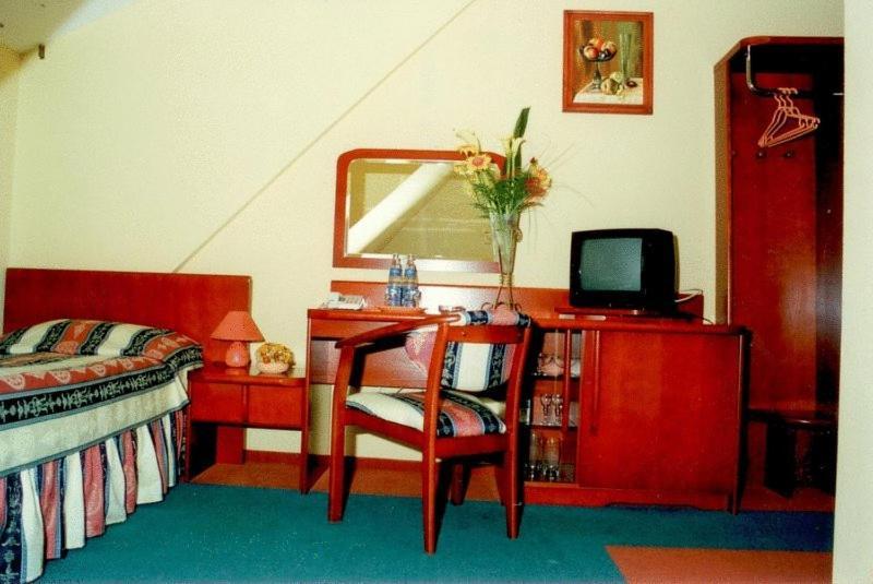 Hotel Rebajlo Piła Pokoj fotografie